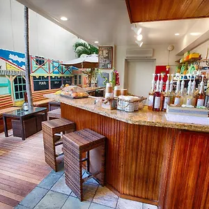 Hotel The Equus Honolulu