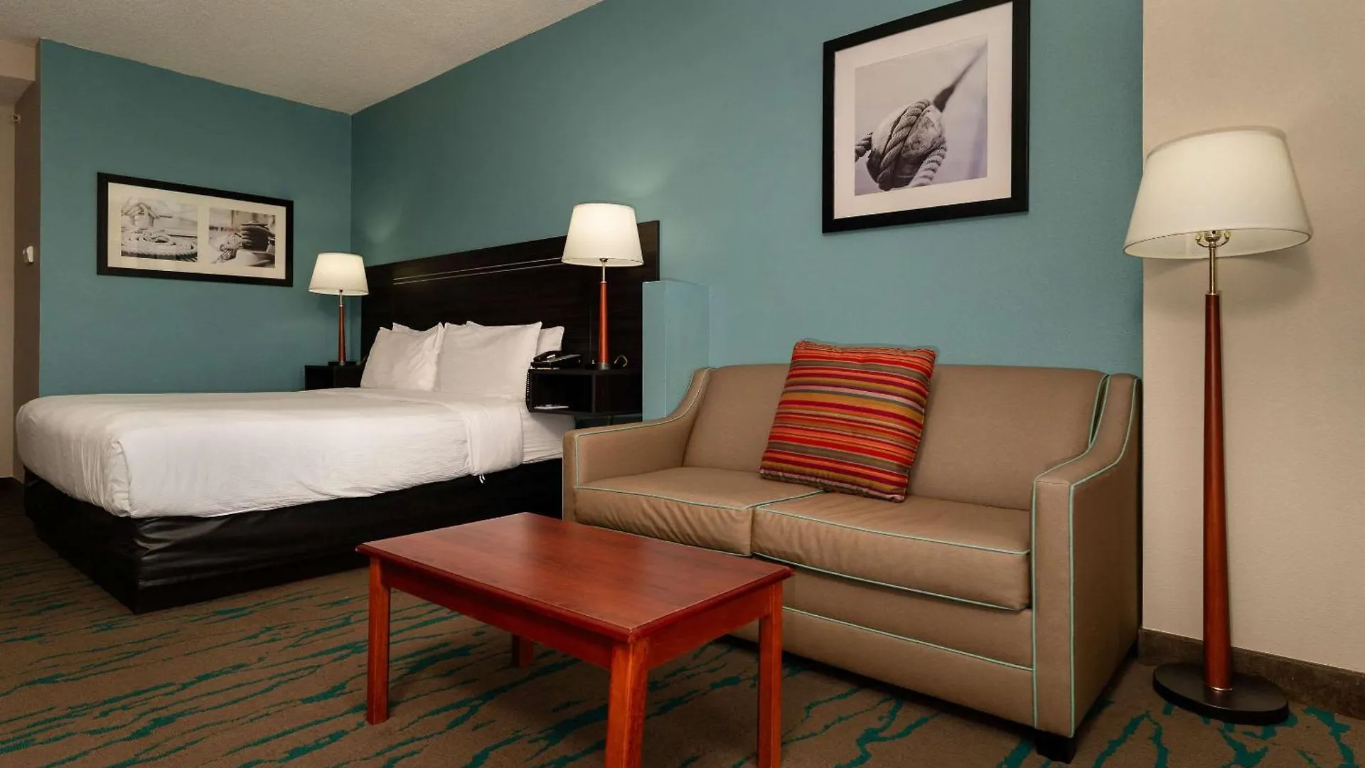 Gateway Hotel & Suites, Ascend Hotel Collection Ocean City